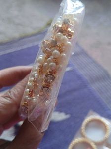 Pearl Bangle Set