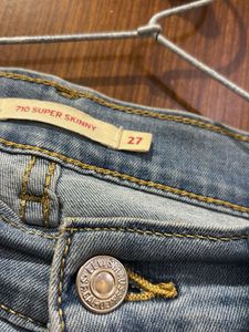 Levi’s blue jeans for sale 💙(original)