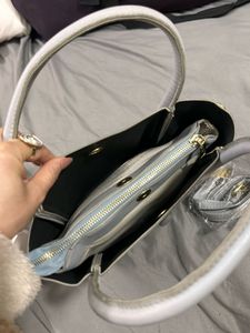 Stylish Gray Handbag