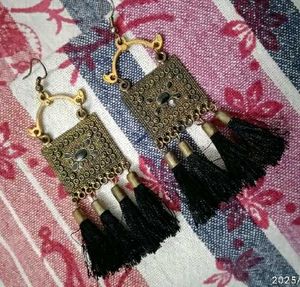 Black Choker For Dresses.....