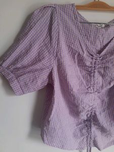 Chic Lavender Gingham Ruched Top