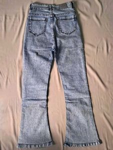 Light Wash Flared Jeans