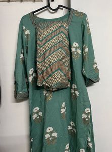 Beautiful Green Floral Print Kurta