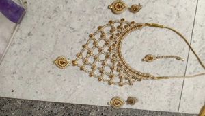 Exquisite Kundan Necklace Set