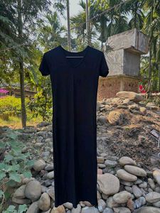 Elegant Black Midi Bodycon Dress