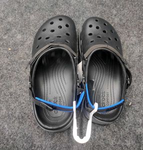 CAPE MODA HIKER CLOGS Crocs🎀