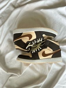 Jordan 1 Mid Se Brown Basalt Oatmeal