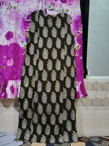 SLEEVLESS KURTA
