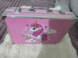 Deluxe Art Set for Aspiring Artists