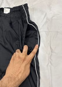 Nike Black Windbreaker Track Pants | Full Side Zip