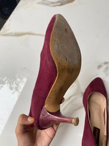 Chic Burgundy Suede Pumps