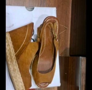 Flate Heel