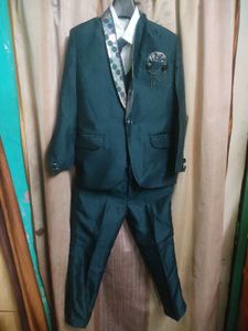 Boys' Formal 4-Piece Suit Set🥰🥰 free delivery 🚚