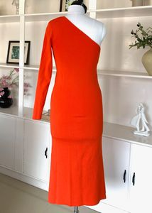 Chic One-Shoulder Midi Dress