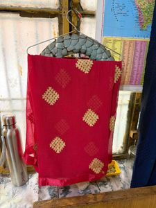 Red & Gold dupatta