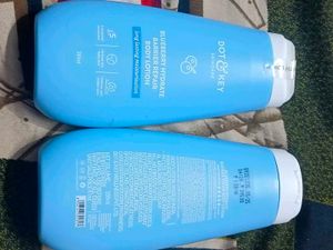 B1G1 🥳 🥳 🥳 Dot &amp; Key Body Lotion