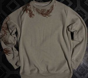 Dragon Print Crewneck Sweatshirt