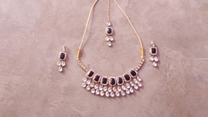 Elegant Black &amp; White Stone Jewelry Set