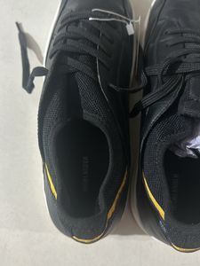 Highlander Black Sneakers