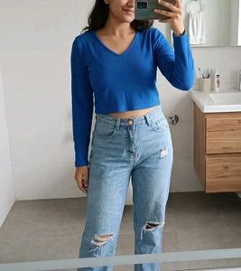 Blue V-Neck Ribbed Cropped Top