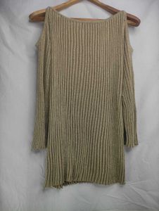 Sparkly Cold Shoulder Knit Top LR-49