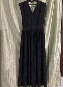🖤Elegant Black V-Neck Maxi Dress