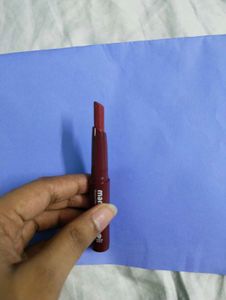 Mamaearth Moisture Matte Longstay Lipstick