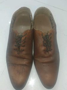 Classic Leather Oxford Shoes
