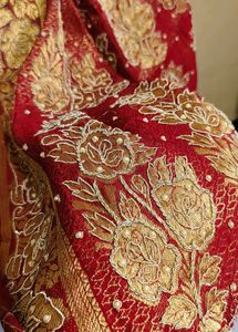 Exquisite bandhani 😍 zardozi 💯 hand work saree
