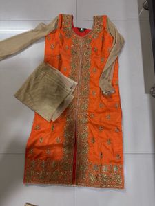 orange dress