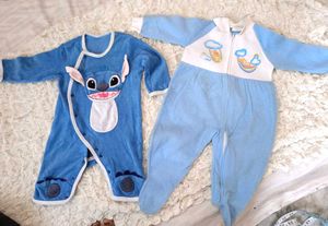 Very Cute Baby rumpar Hanky And Cardigan