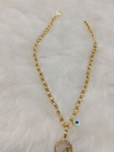 Chain And Pendant