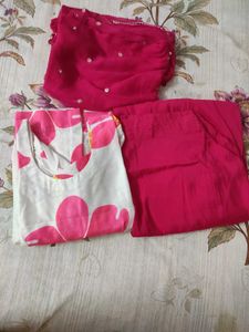 Pink Floral Kurta Set