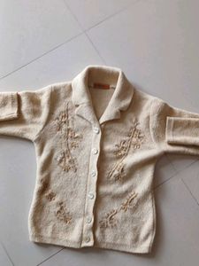 Chic Embroidered Knit Cardigan