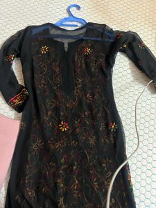Embroidered Chikankari Kurta