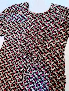🌸 Designer Long Kurti with Back Dori Design
