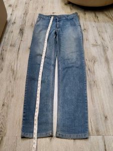 Ma5665 Sabrin jeans waist 30 inches