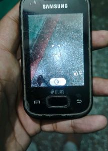 Samsung GT-S5302 "DUOS"