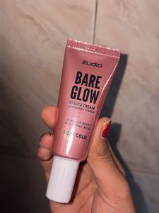 Zudio Bare Glow Strobe Cream