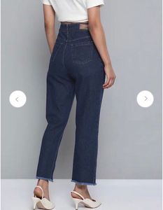 Slit Hem Jeans