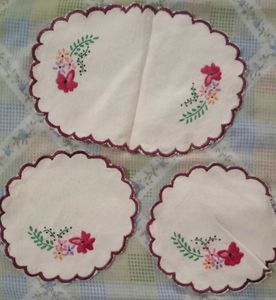 Vintage Embroidered Dressing Table Mat Set