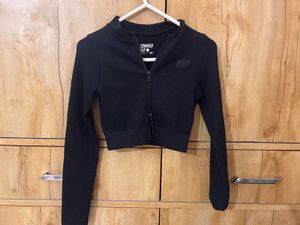 Black Ribbed Zip-Up Cropped Sweater