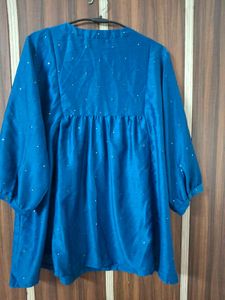 Elegant Blue Kurta with White Embellishments
