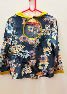 Floral Print Peter Pan Collar Top