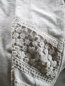 White Simple Embroidery Top