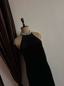 Elegant Black Velvet Mini Dress