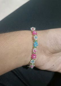Cute Beaded Flower Bracelet