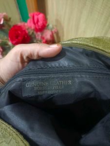 Stylish Green Croc Embossed Messenger Bag