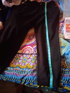 black pant