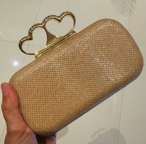 Sparkling Heart Ring Clutch